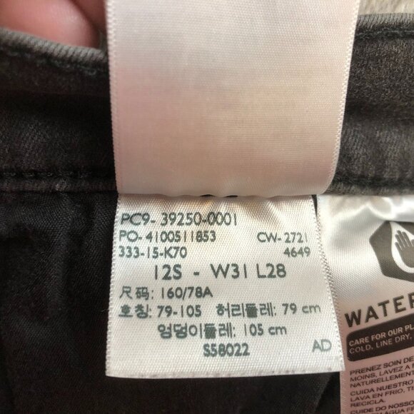 Levi's Womens Jeans Size 12 Classic Straight Black Denim Casual Ankle Pockets - Picture 9 of 15